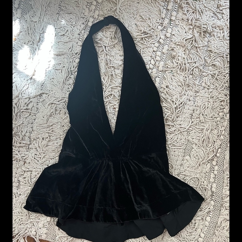 Velvet backless halter